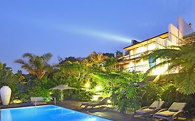Days At Sea Beach Lodge